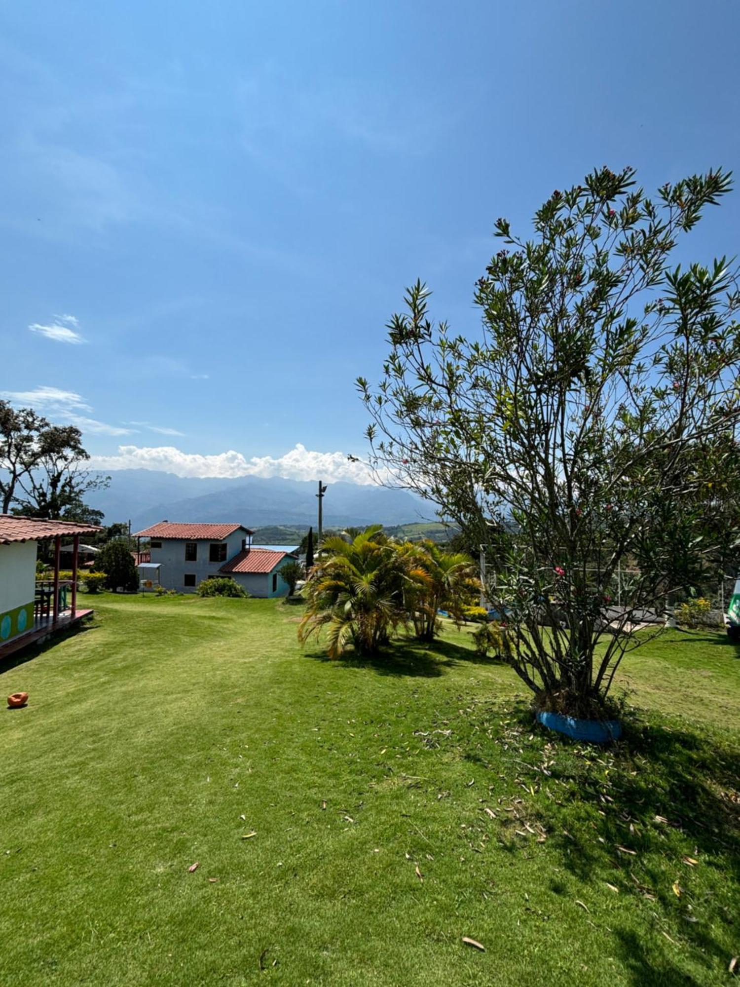 Finca Vacacional Guanani Socorro Buitenkant foto